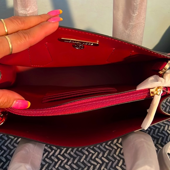 Pretty Nwt.Mk. - Picture 3 of 4